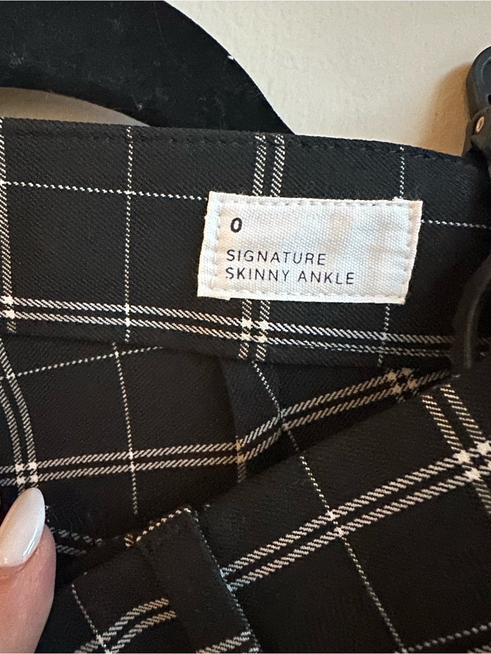 GAP Black Plaid Skinny Ankle Pants - Picture 3 of 4